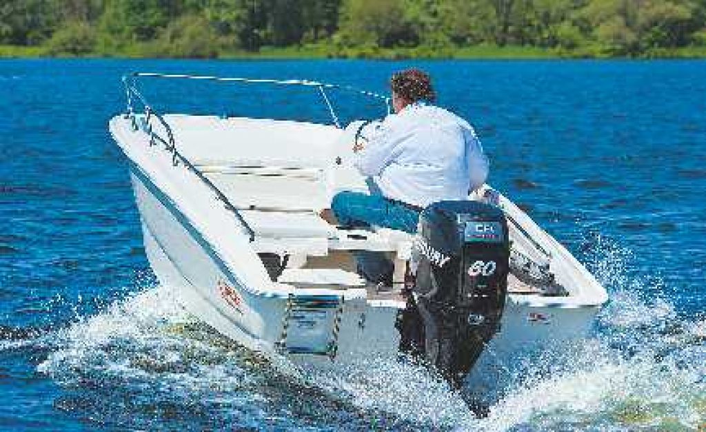 boston_whaler_4-jpg