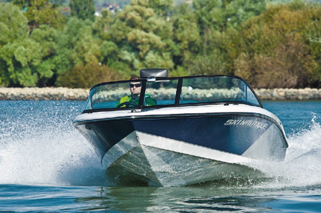 2010_ski_nautique200_02-jpg