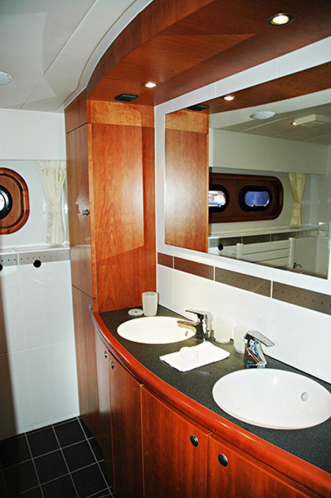 charter_royal_11