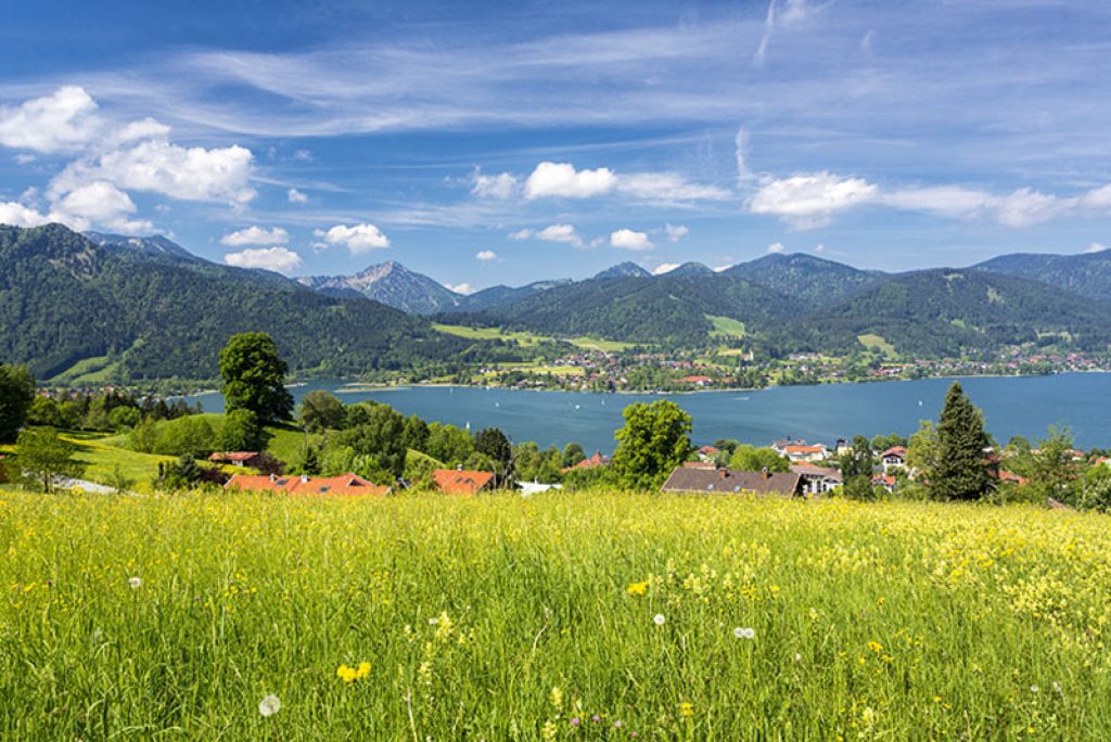 Blick auf den Tegernsee, Bayern